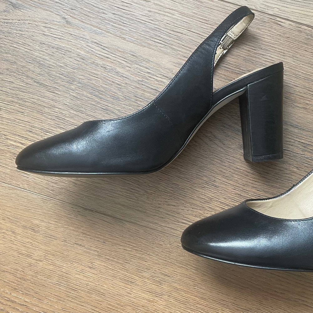 Walking Cradles black slingback pumps